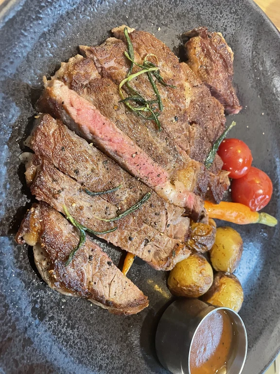 Annie’s Italian Restaurant image